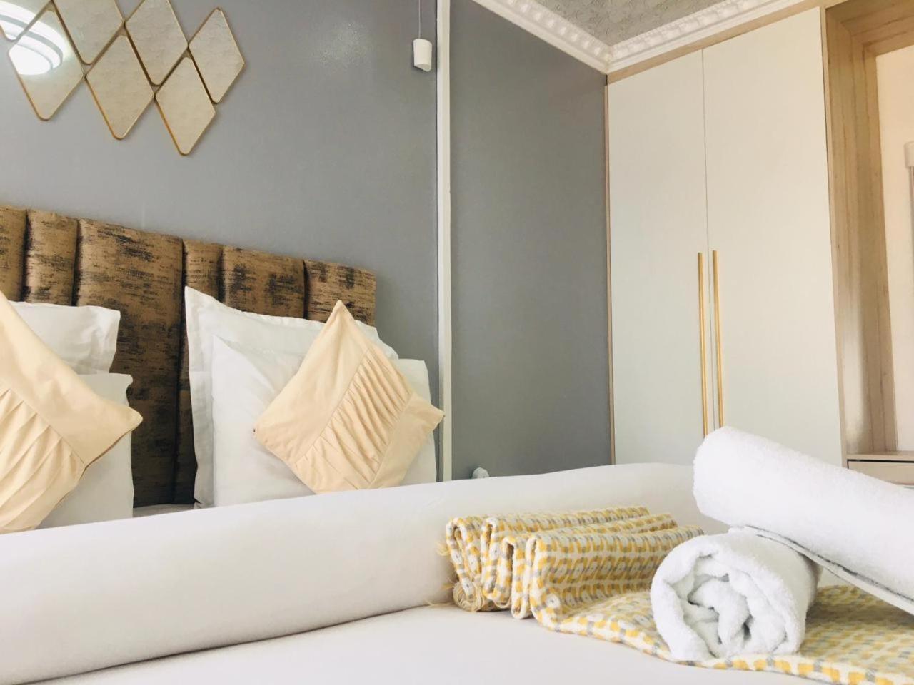 Mavi Guest House イースト・ロンドン エクステリア 写真